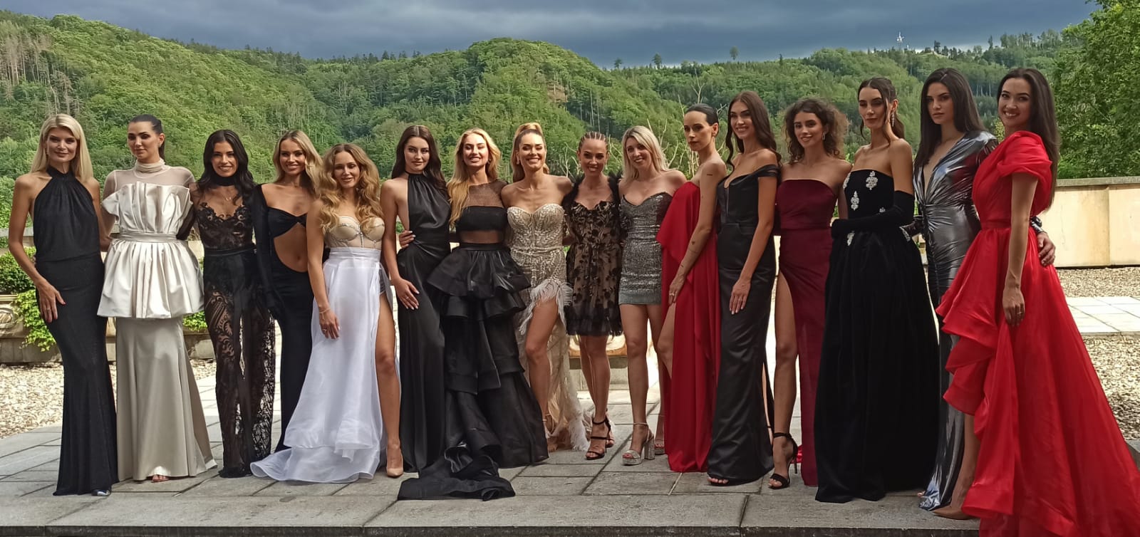 Práce pro ateliér Zuzana Lešák Černá